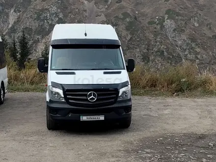 Mercedes-Benz Sprinter 2015 года за 19 200 000 тг. в Алматы – фото 9