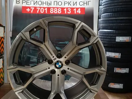 Одноразармерные диски на BMW R21 5 112 BP за 450 000 тг. в Актау