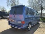 Volkswagen Multivan 2001 года за 7 200 000 тг. в Актобе – фото 4