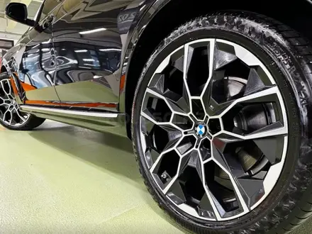 BMW X7 2025 года за 59 000 000 тг. в Астана – фото 5