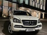 Mercedes-Benz GL 500 2012 годаfor12 000 000 тг. в Караганда