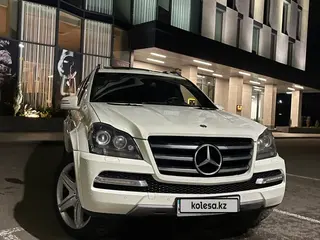Mercedes-Benz GL 500