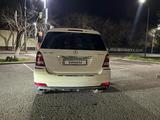 Mercedes-Benz GL 500 2012 годаfor12 000 000 тг. в Караганда – фото 3