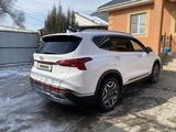 Hyundai Santa Fe 2023 года за 18 400 000 тг. в Алматы – фото 3