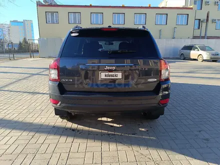 Jeep Compass 2014 года за 4 950 000 тг. в Уральск – фото 6