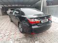 Toyota Camry 2015 годаүшін7 990 000 тг. в Алматы – фото 2