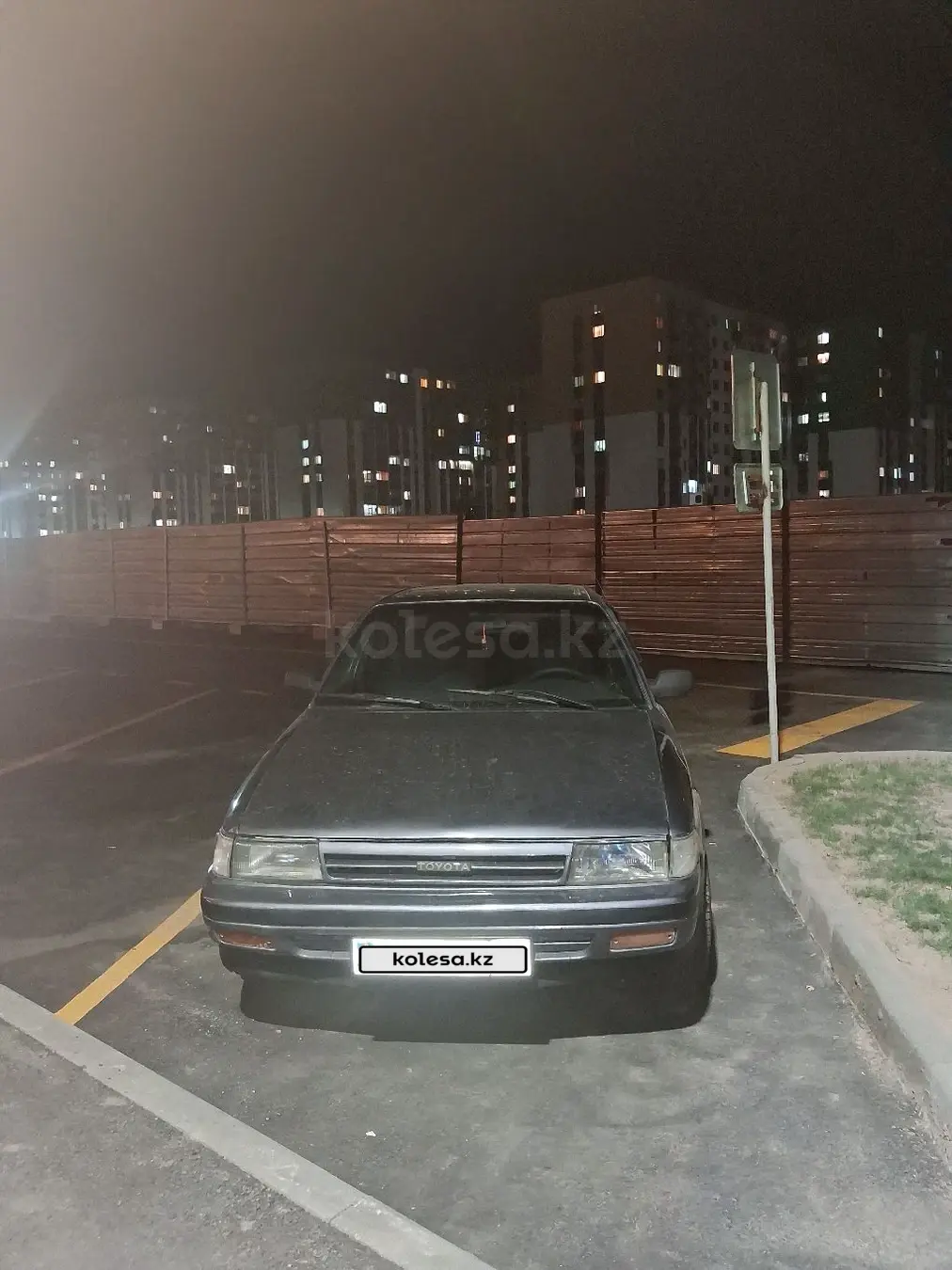 Toyota Carina II, 1991