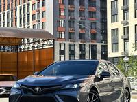 Toyota Camry 2022 годаfor13 200 000 тг. в Атырау