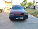 Volkswagen Vento 1993 годаүшін1 400 000 тг. в Тараз
