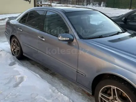 Mercedes-Benz E 320 2003 года за 4 500 000 тг. в Астана – фото 4
