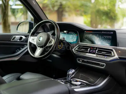 BMW X5 2021 года за 45 000 000 тг. в Алматы – фото 15