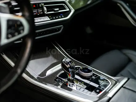 BMW X5 2021 года за 45 000 000 тг. в Алматы – фото 19