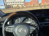 Lexus ES 250 2015 годаүшін13 500 000 тг. в Астана – фото 4