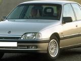 Стекло фары фонари OPEL Omega за 5 500 тг. в Актобе