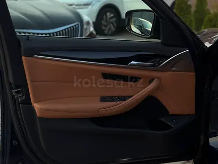 BMW 520 2018 годаүшін14 800 000 тг. в Алматы – фото 21