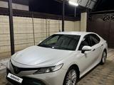 Toyota Camry 2019 года за 15 800 000 тг. в Шымкент – фото 4