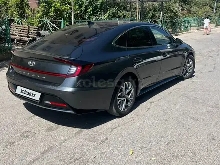 Hyundai Sonata 2022 года за 11 500 000 тг. в Шымкент – фото 5