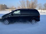 Ford Galaxy 2001 года за 1 850 000 тг. в Караганда – фото 2