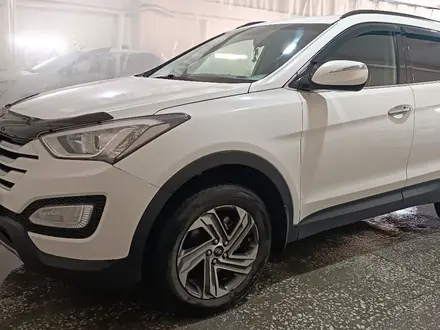 Hyundai Santa Fe 2014 года за 10 350 000 тг. в Костанай – фото 7