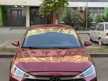 Hyundai Elantra, 2019