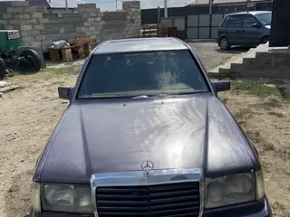 Mercedes-Benz E-Class, 1991