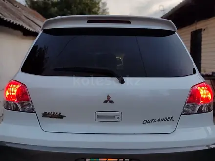 Mitsubishi Outlander 2003 года за 3 500 000 тг. в Усть-Каменогорск – фото 7