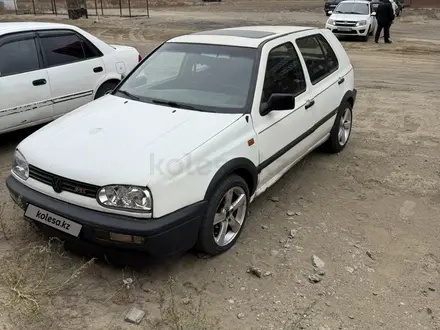 Volkswagen Golf 1993 года за 750 000 тг. в Семей