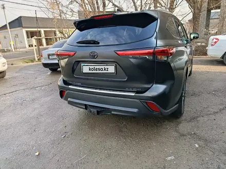 Toyota Highlander 2022 года за 25 000 000 тг. в Шымкент – фото 5