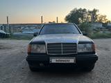 Mercedes-Benz E 260 1987 годаfor750 000 тг. в Павлодар