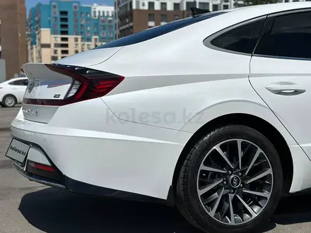 Hyundai Sonata 2021 года за 11 800 000 тг. в Астана – фото 4