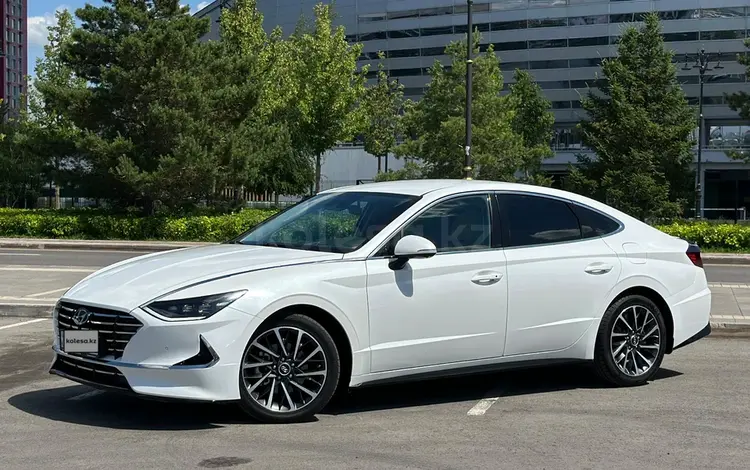Hyundai Sonata 2021 года за 11 800 000 тг. в Астана