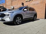 Hyundai Santa Fe 2021 годаүшін15 800 000 тг. в Усть-Каменогорск