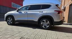 Hyundai Santa Fe 2021 годаүшін15 800 000 тг. в Усть-Каменогорск – фото 4