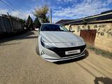 Hyundai Elantra 2022 года за 8 050 000 тг. в Алматы