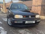 Volkswagen Golf 1996 годаүшін3 500 000 тг. в Алматы