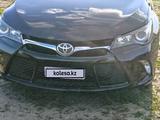 Toyota Camry 2014 года за 6 200 000 тг. в Актобе – фото 4