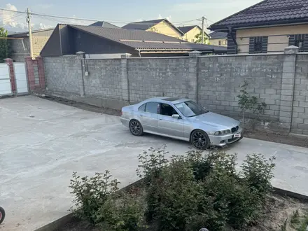 BMW 530 2001 года за 4 800 000 тг. в Алматы – фото 2