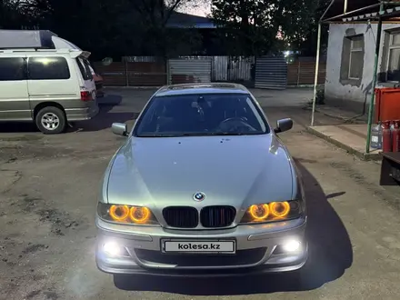 BMW 530 2001 года за 4 800 000 тг. в Алматы