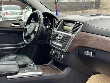 Mercedes-Benz GL 500 2014 года за 20 500 000 тг. в Актобе – фото 8