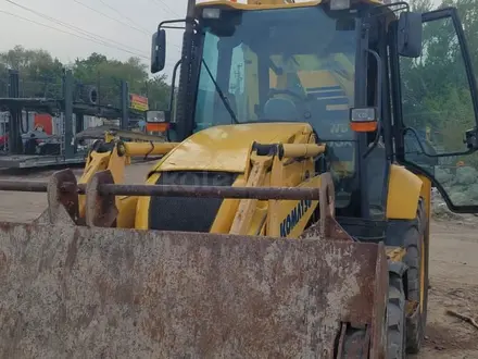 Komatsu  WB93R-5 2011 года за 19 800 000 тг. в Алматы – фото 5