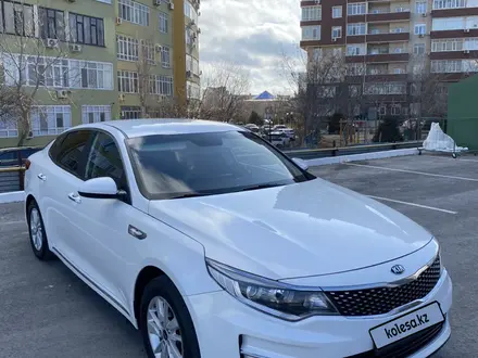 Kia K5 2018 года за 7 500 000 тг. в Актау – фото 3