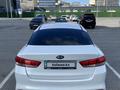 Kia K5 2018 года за 7 500 000 тг. в Актау – фото 6