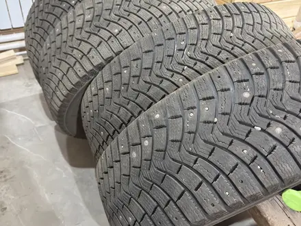Michelin x-ice/latitude 265 65 r17 за 110 000 тг. в Петропавловск