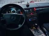 Mercedes-Benz E 240 1998 годаfor3 200 000 тг. в Петропавловск – фото 2