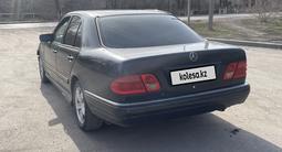 Mercedes-Benz E 230 1997 года за 2 000 000 тг. в Караганда – фото 3