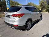 Hyundai Santa Fe 2016 годаүшін8 800 000 тг. в Караганда – фото 5