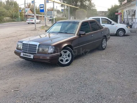 Mercedes-Benz E 200 1993 года за 2 200 000 тг. в Алматы – фото 2