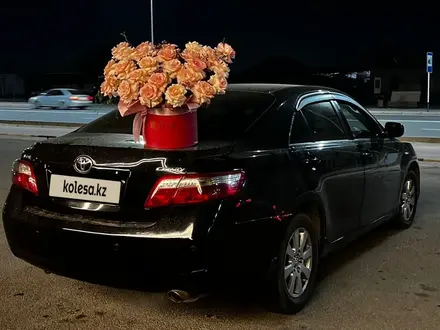 Toyota Camry 2007 года за 5 300 000 тг. в Туркестан – фото 2