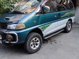 Mitsubishi Delica 1995 годаfor3 200 000 тг. в Алматы – фото 2