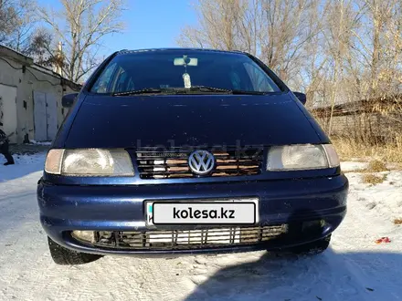 Volkswagen Sharan 1999 года за 1 500 000 тг. в Костанай – фото 7